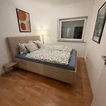 Oase Mit Grosser Terrasse Ihr Gemuetliches Zuhause Im Gruenen Naehe Koeln *