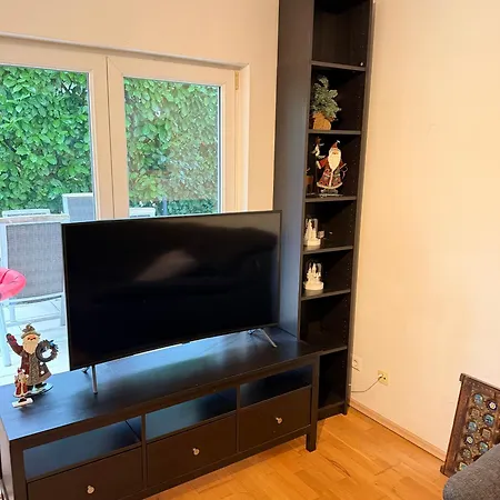 Oase Mit Grosser Terrasse Ihr Gemuetliches Zuhause Im Gruenen Naehe Koeln * ברגיש גלאדבך