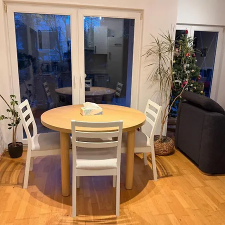 Oase Mit Grosser Terrasse Ihr Gemuetliches Zuhause Im Gruenen Naehe Koeln *