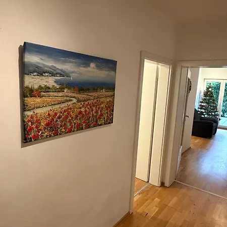 Oase Mit Grosser Terrasse Ihr Gemuetliches Zuhause Im Gruenen Naehe Koeln Apartmán