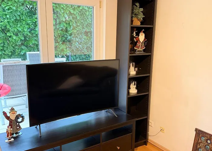 Oase Mit Grosser Terrasse Ihr Gemuetliches Zuhause Im Gruenen Naehe Koeln * ברגיש גלאדבך